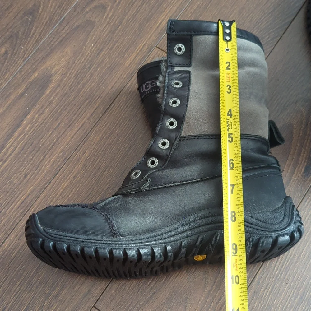 UGG Adirondack II Leather & Shearling Boot - Picture 12 of 12